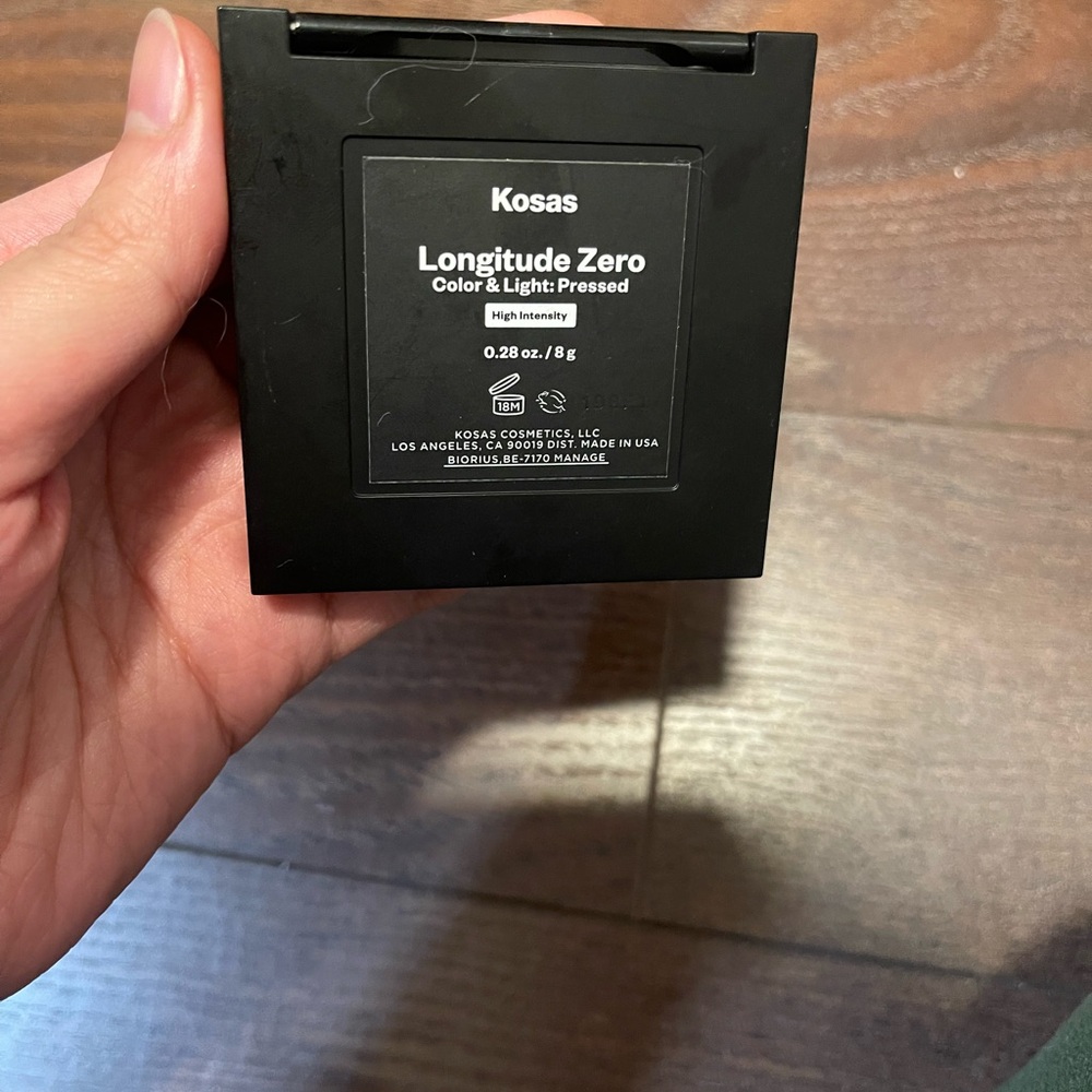 Kosas Longitude Zero Compact - Picture 4 of 5